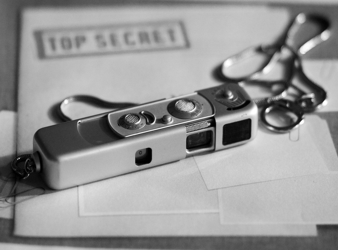 Top Tech Tools for Detecting Hidden Spy Cameras